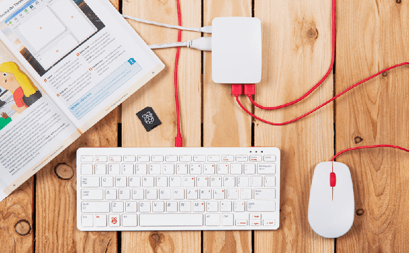 Raspberry Pi 4 Desktop Kit